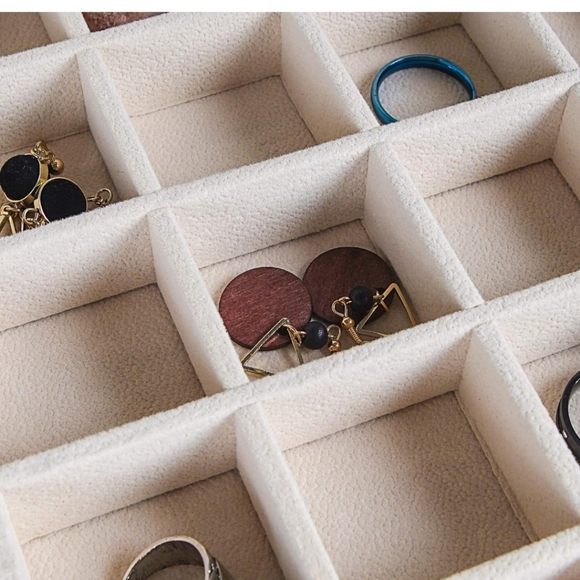 Black Jewellery Box - Picture 1 of 7